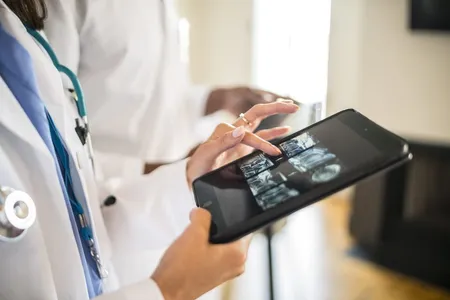 Mobile Device Management: Best Practices for HIPAA Compliance