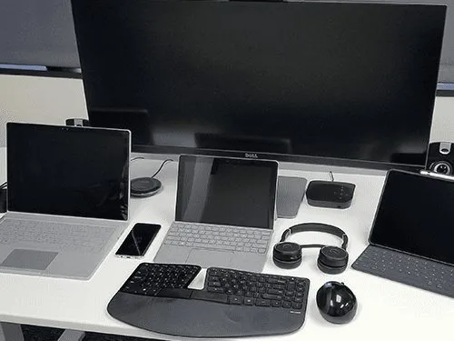 A CEO's Modern Devices for the Modern Workplace