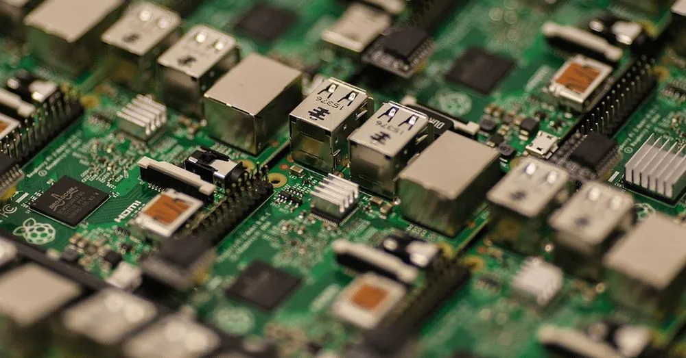 Internet of Things (IoT) in the Workplace (Video)